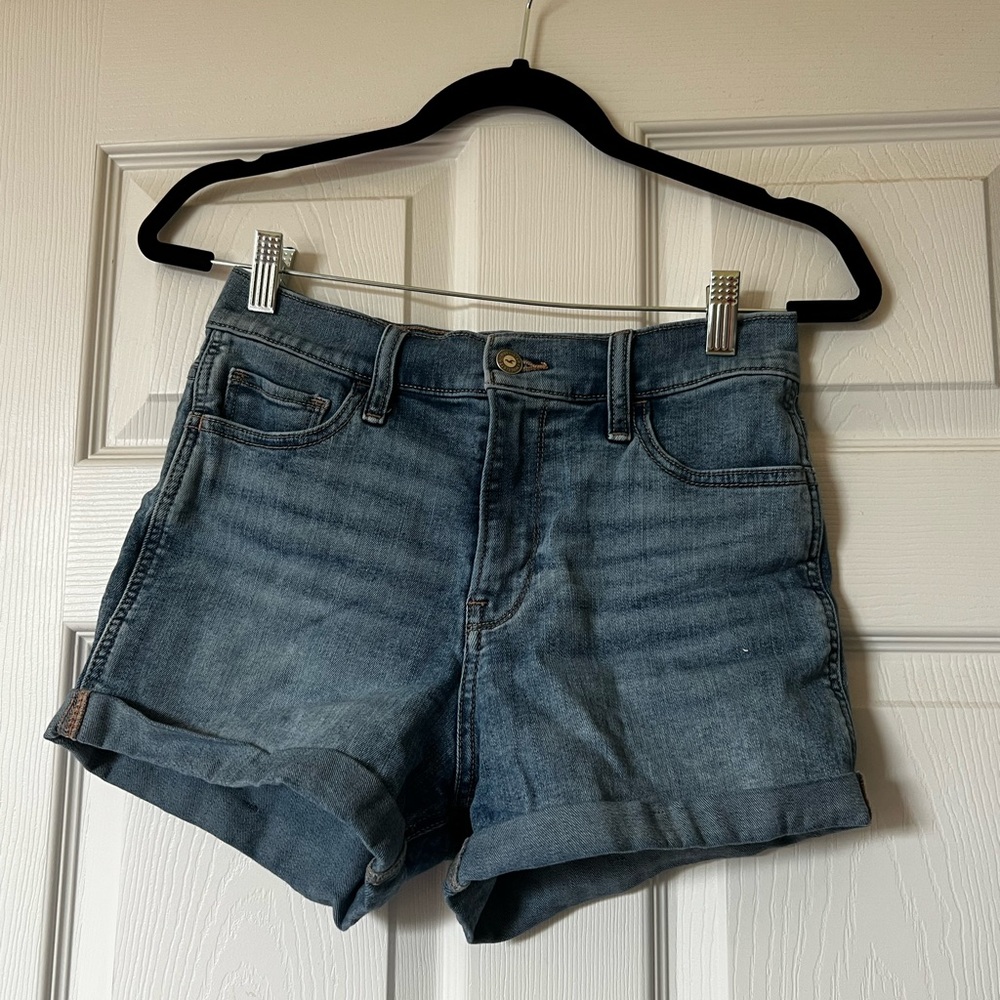 Hollister High-Rise Jean Short